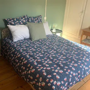 Maison De Au Bord De La Riviere ! Holiday home